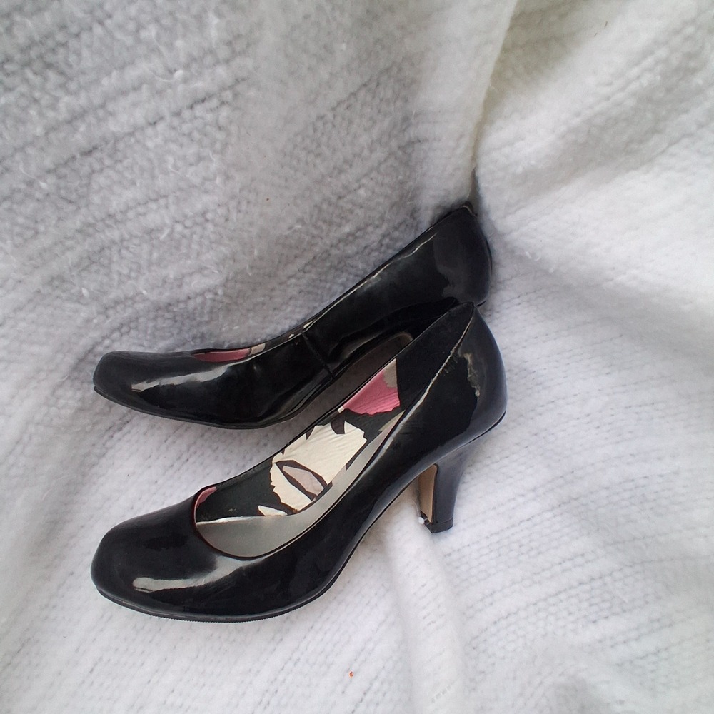 Madden Girl Unifyy Black Patent Round Toe Stiletto Pumps Heels Womens 9